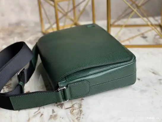 DISTRICT VUITTON LOUIS PM 0606